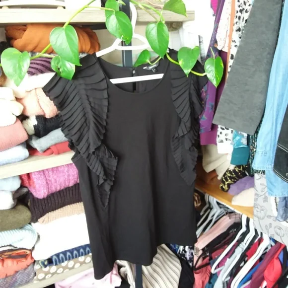 Rw &co frilly blouse - Picture 1 of 1